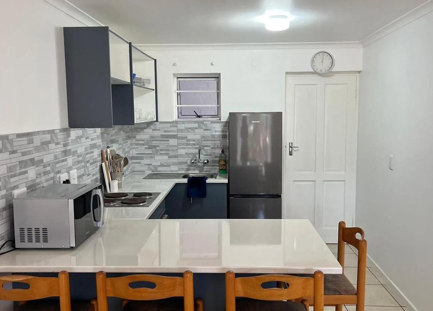Pinelands One-Bedroom Apartment Κέιπ Τάουν