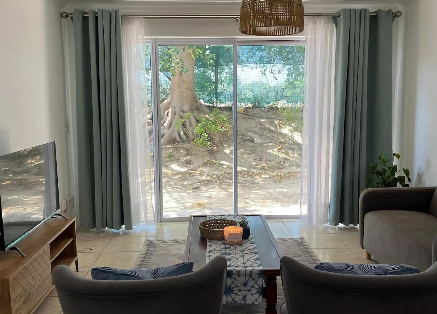 Pinelands One-Bedroom Apartment Κέιπ Τάουν